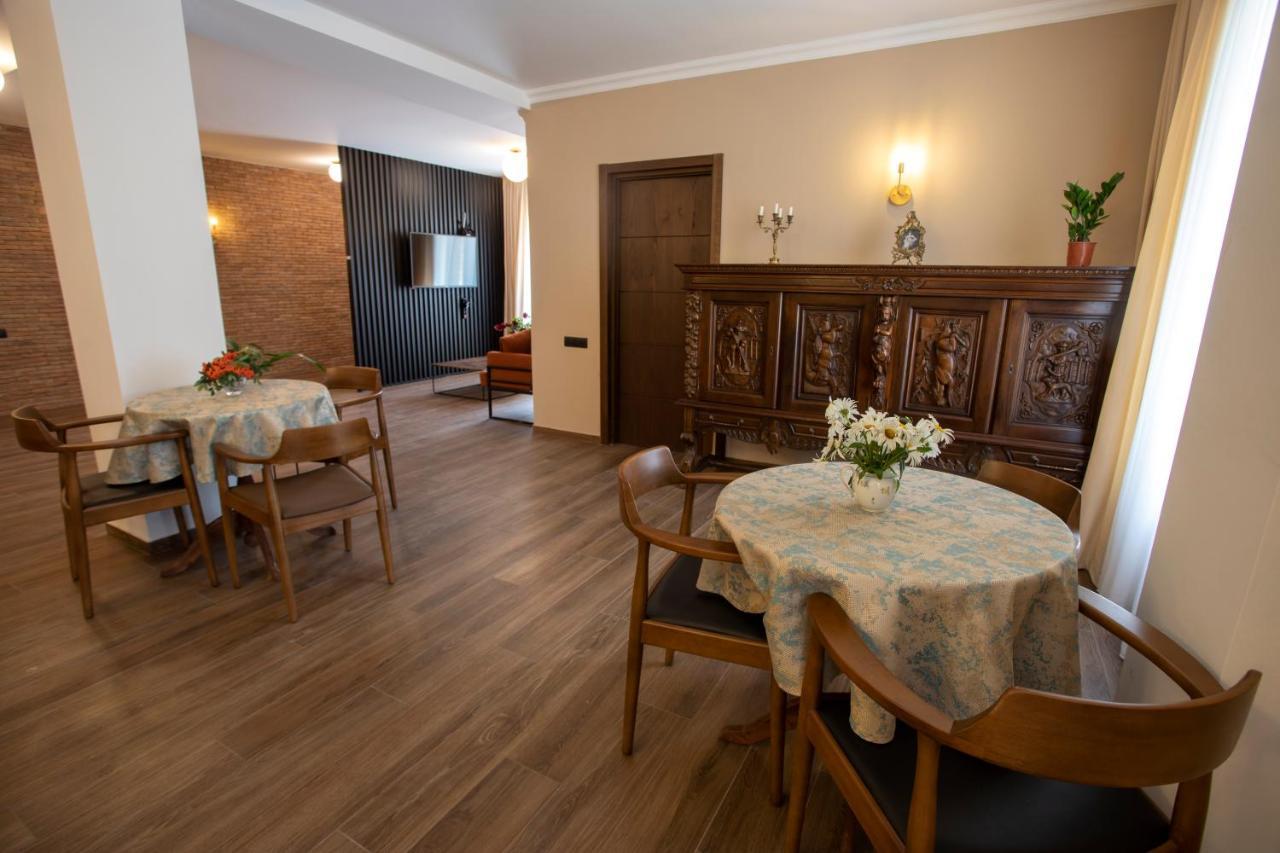 Hotel Inside Kazbegi Exteriér fotografie